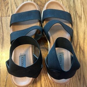 Steve Madden black stretchy strapped sandal